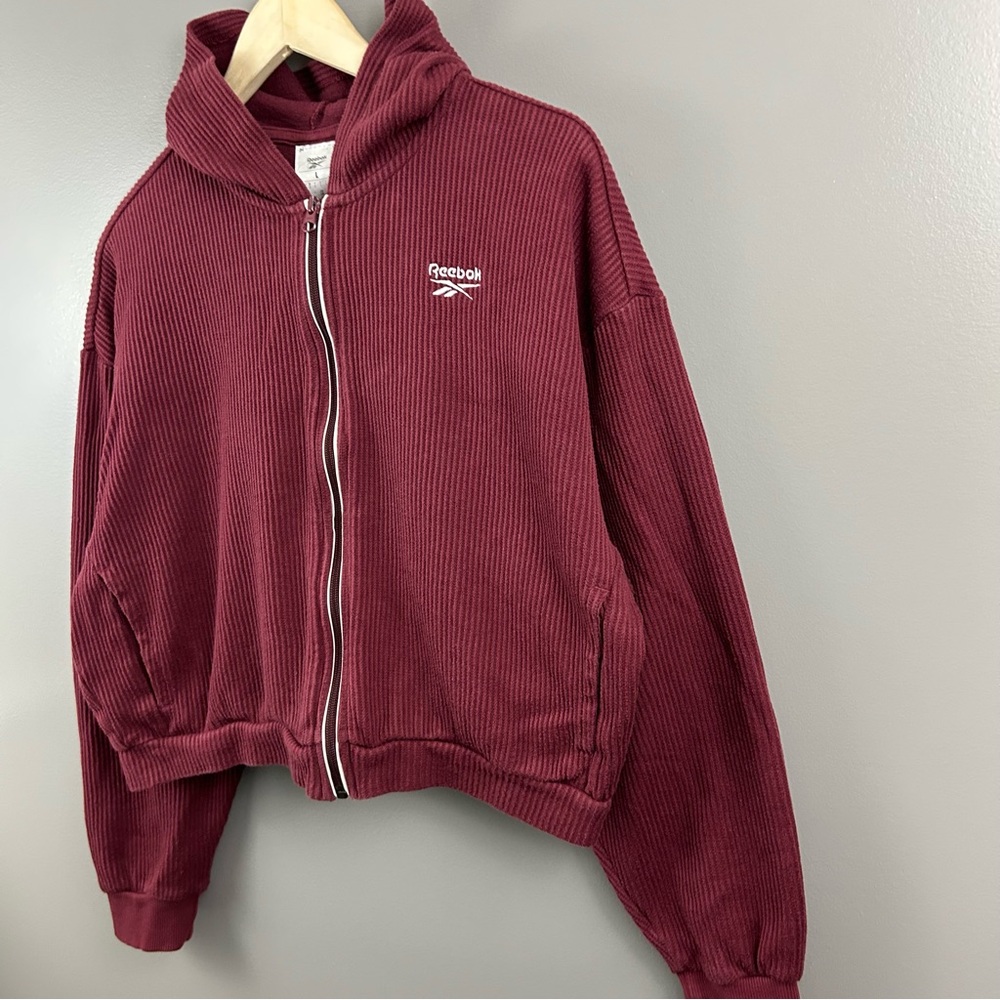 Reebok Burgundy Ribbed Cropped Hoodie Size Large - Picture 3 of 13